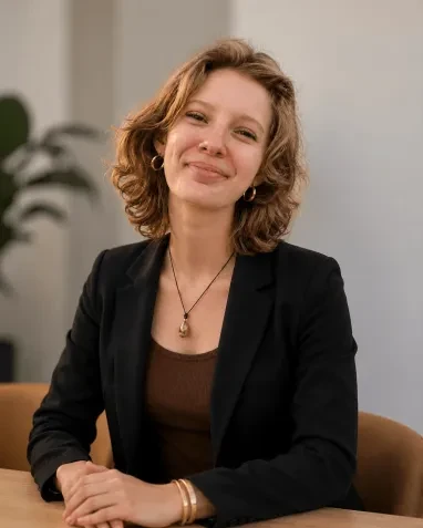 Rae, Team Leader